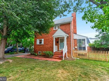 835 N BUCHANAN STREET, ARLINGTON, VA 22203