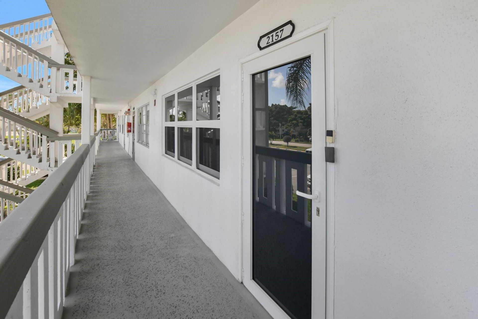 2157 Cambridge G, Unit 2157, Deerfield Beach, FL 33442 Photo