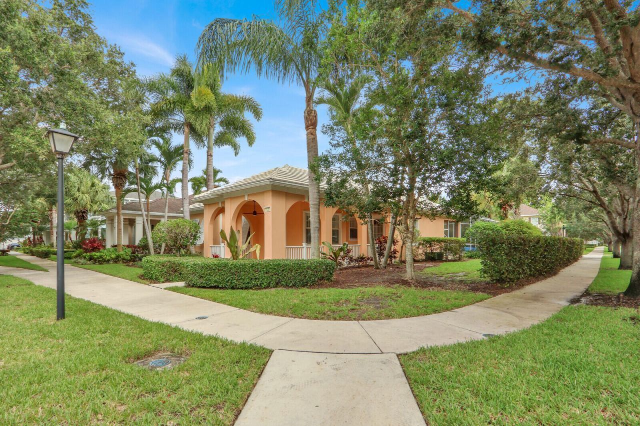 1825 Dakota Drive, Jupiter, FL 33458 Photo