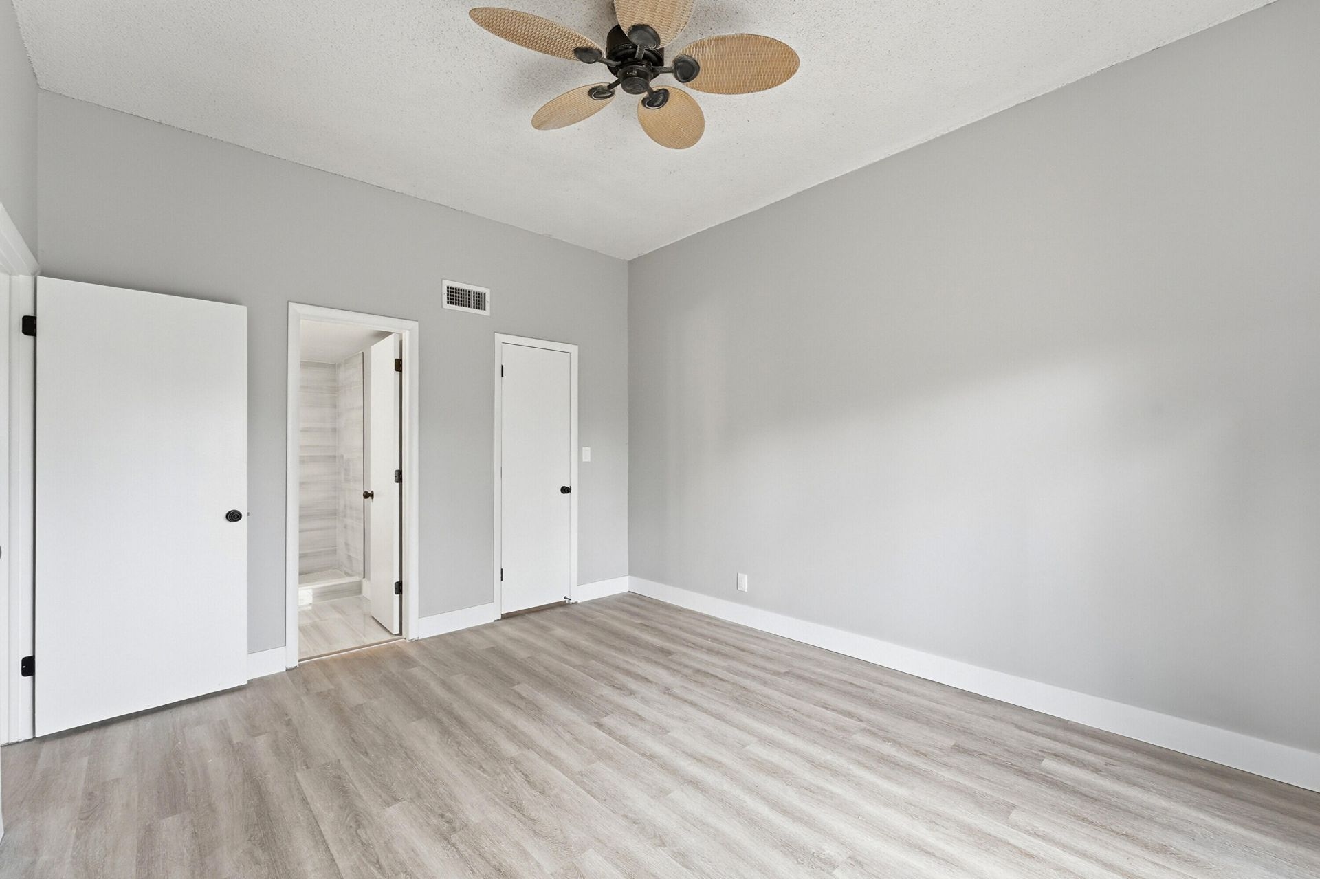 7241 W Sunrise Boulevard, Plantation, FL 33313 Photo