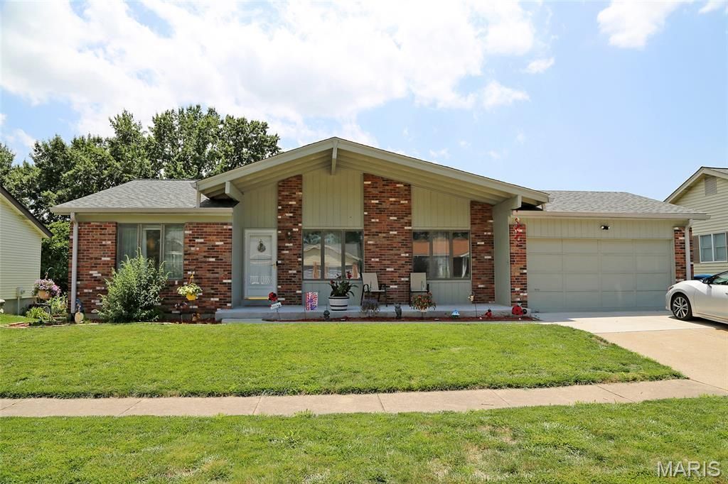 6726 Christina Marie Lane , Hazelwood, MO 63042 Main Photo