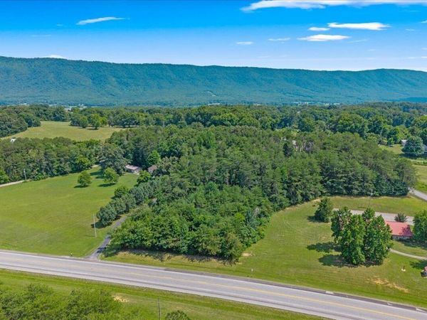 000 State Highway 310 , Etowah, TN 37331