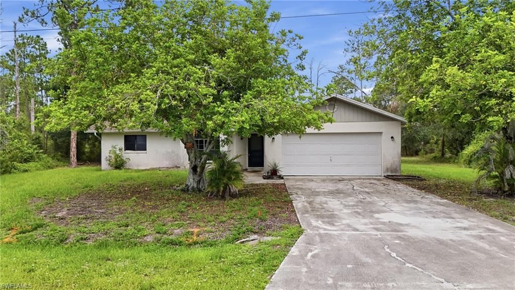906 Wells Ave, Lehigh Acres, FL 33972 Photo