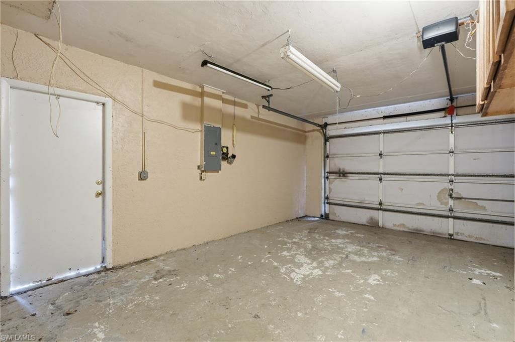 906 Wells Ave , Lehigh Acres, FL 33972 Photo