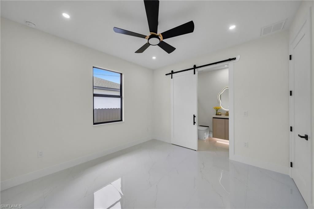 853 SW 15th Ave, Cape Coral, FL 33991 Photo