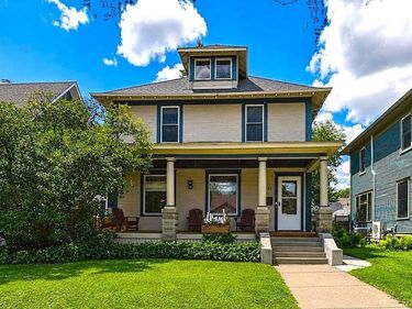3232 Hennepin Avenue, Minneapolis, MN 55408