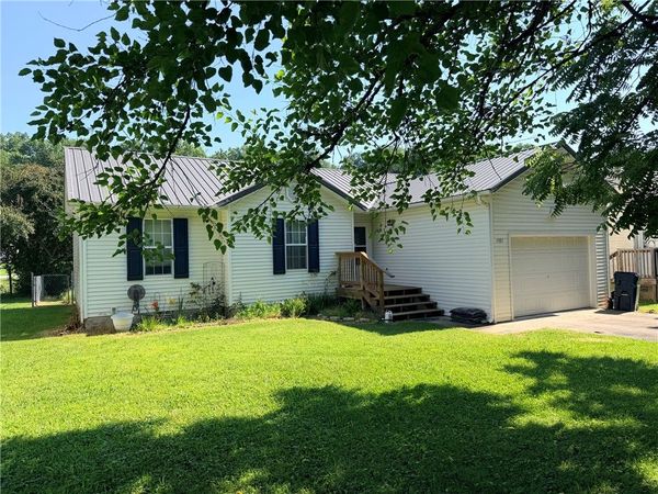 1101 W Ridge Avenue , Harrison, AR 72601