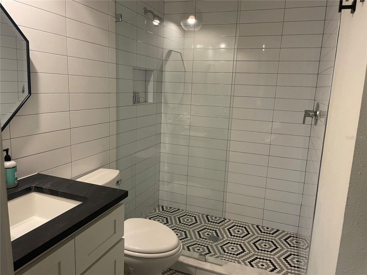 1910 Morrill Street , Unit 6, Sarasota, FL 34236 Photo