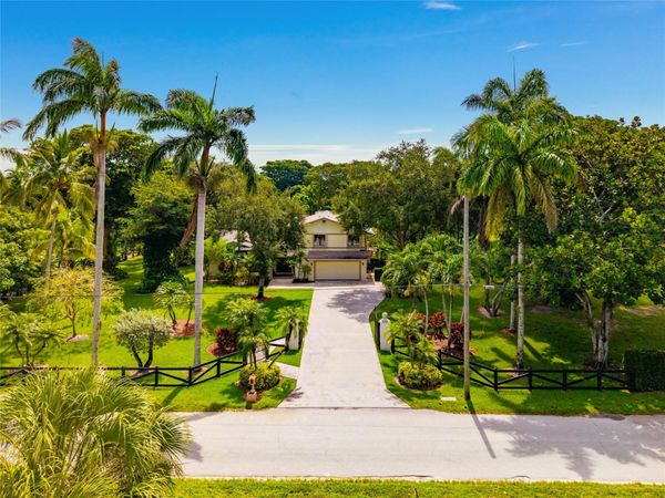 6556 NW 87th Avenue, Parkland, FL 33067