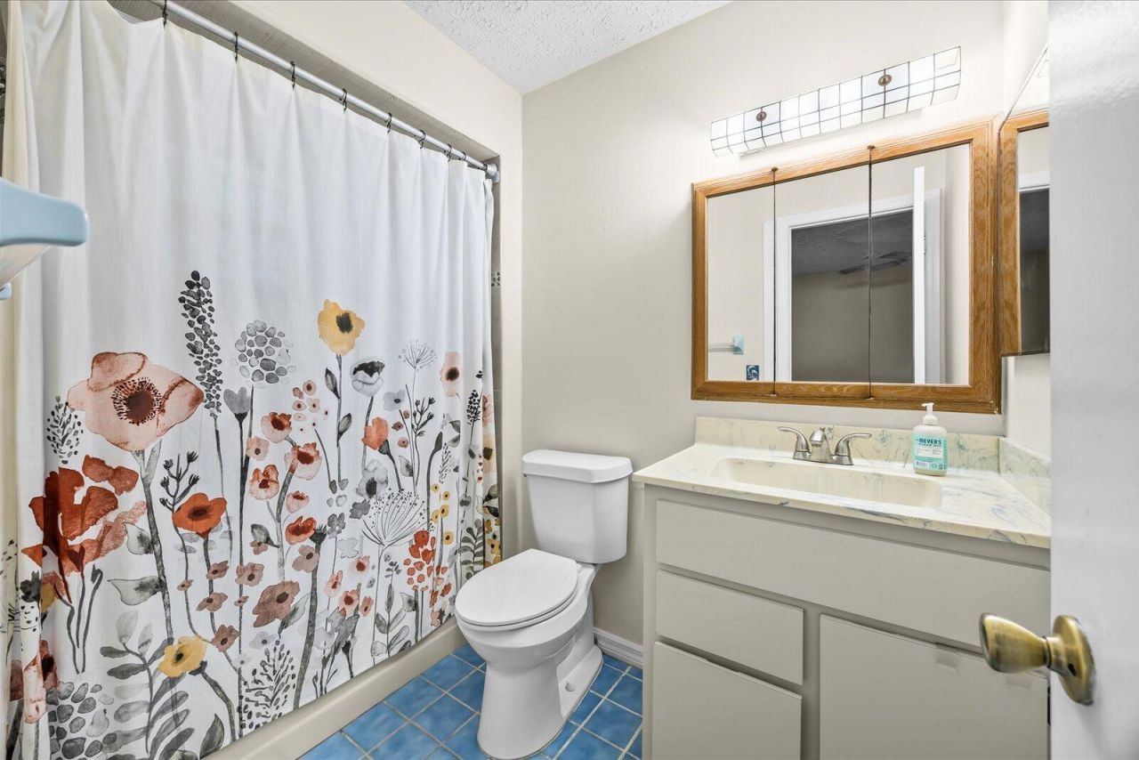391 SW Duval Avenue, Port Saint Lucie, FL 34983 Photo