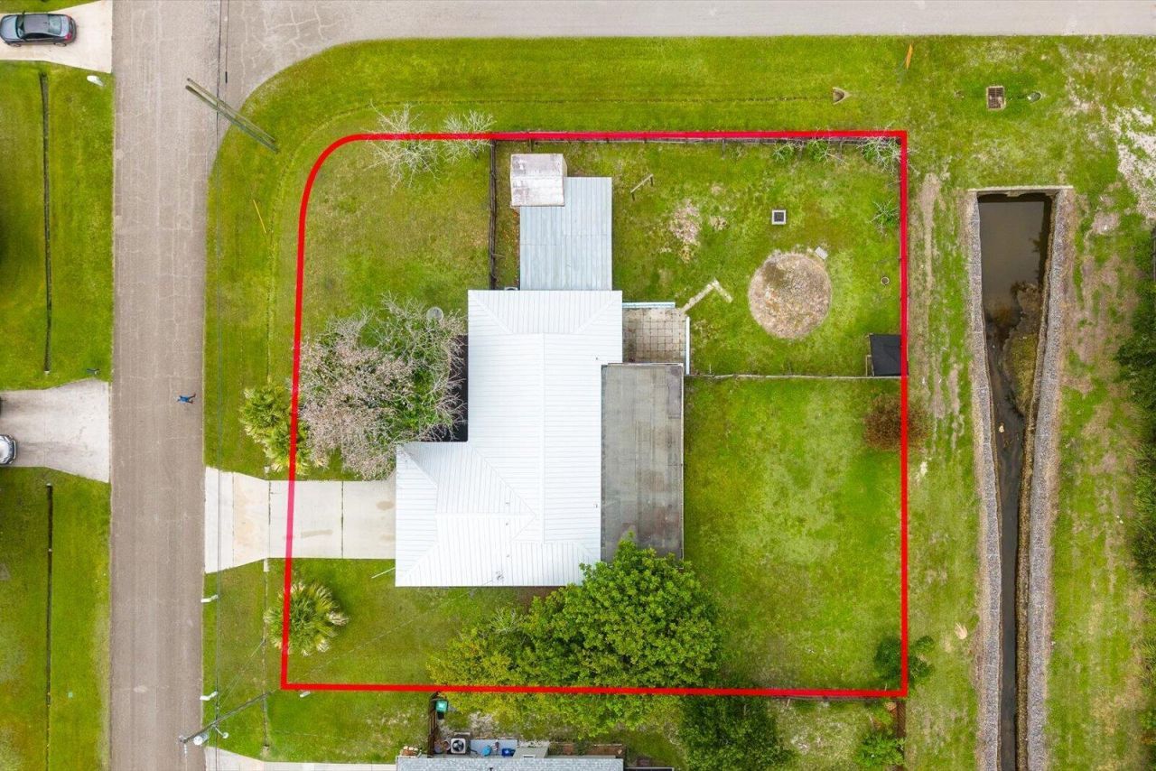 391 SW Duval Avenue, Port Saint Lucie, FL 34983 Photo