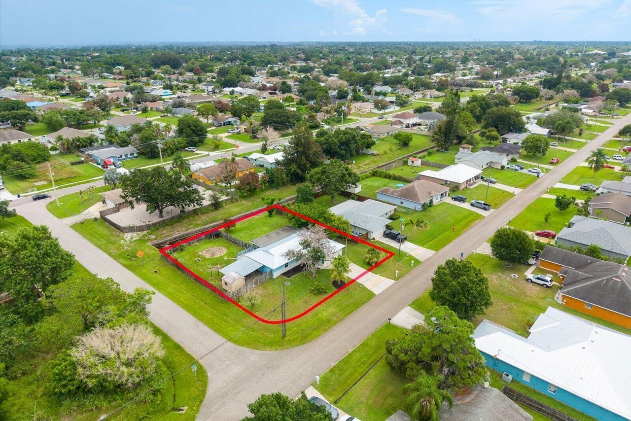 391 SW Duval Avenue, Port Saint Lucie, FL 34983 Photo