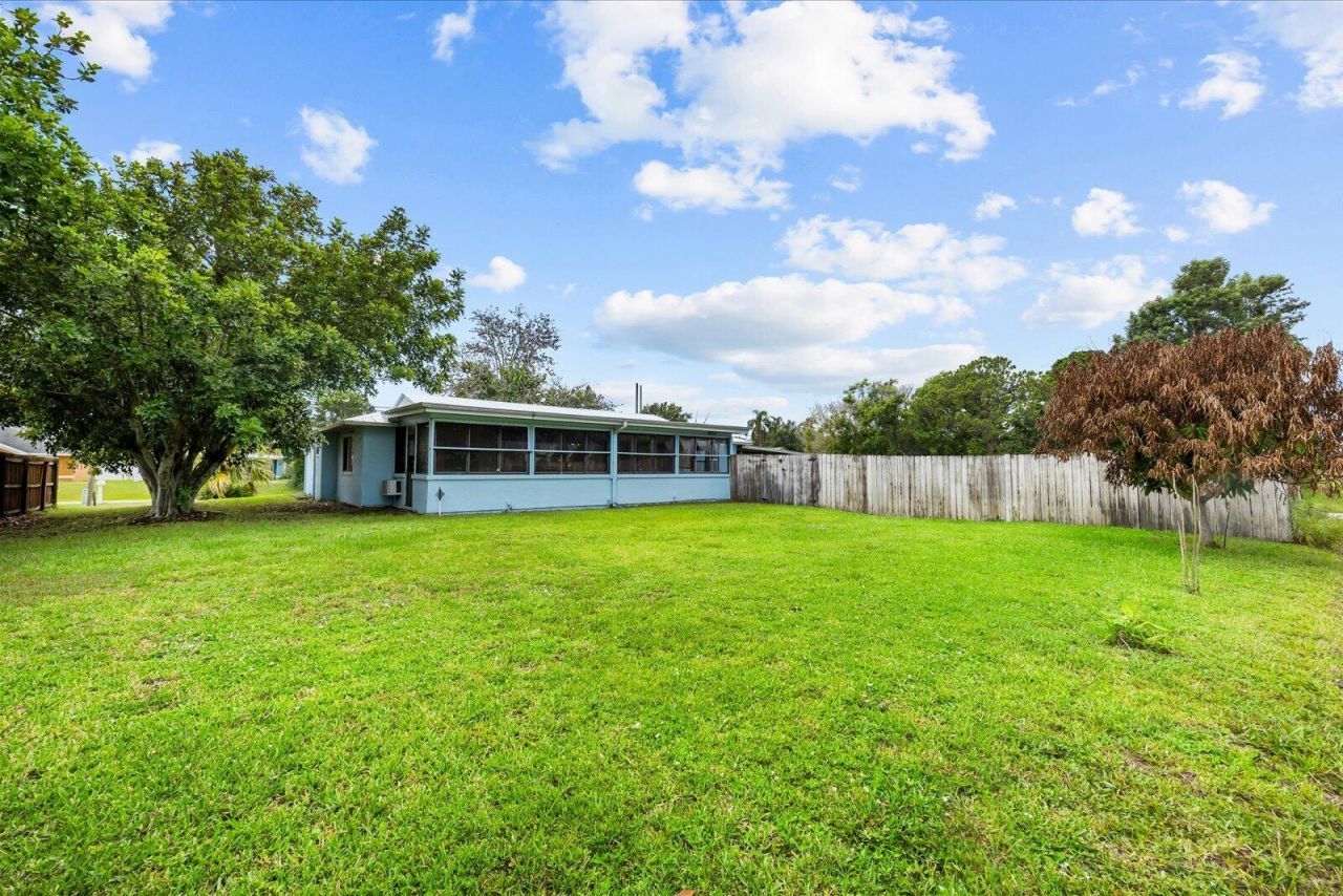 391 SW Duval Avenue, Port Saint Lucie, FL 34983 Photo