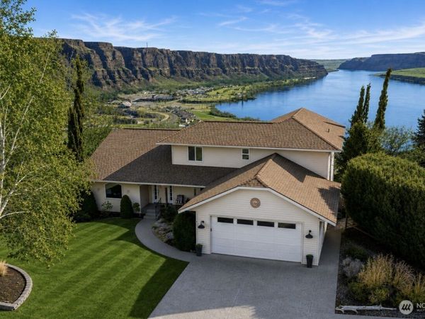 23821 Rd 9.7 NW, Quincy, WA 98848