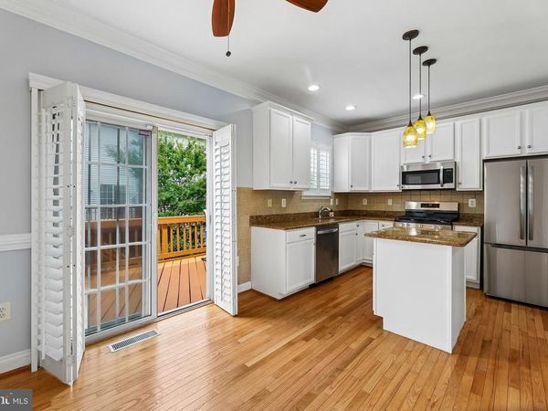 113 MEADOWS LANE, ALEXANDRIA, VA 22304