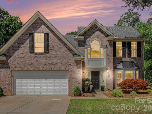 409 Dutchmans Meadow Drive, Mount Holly, NC 28120
