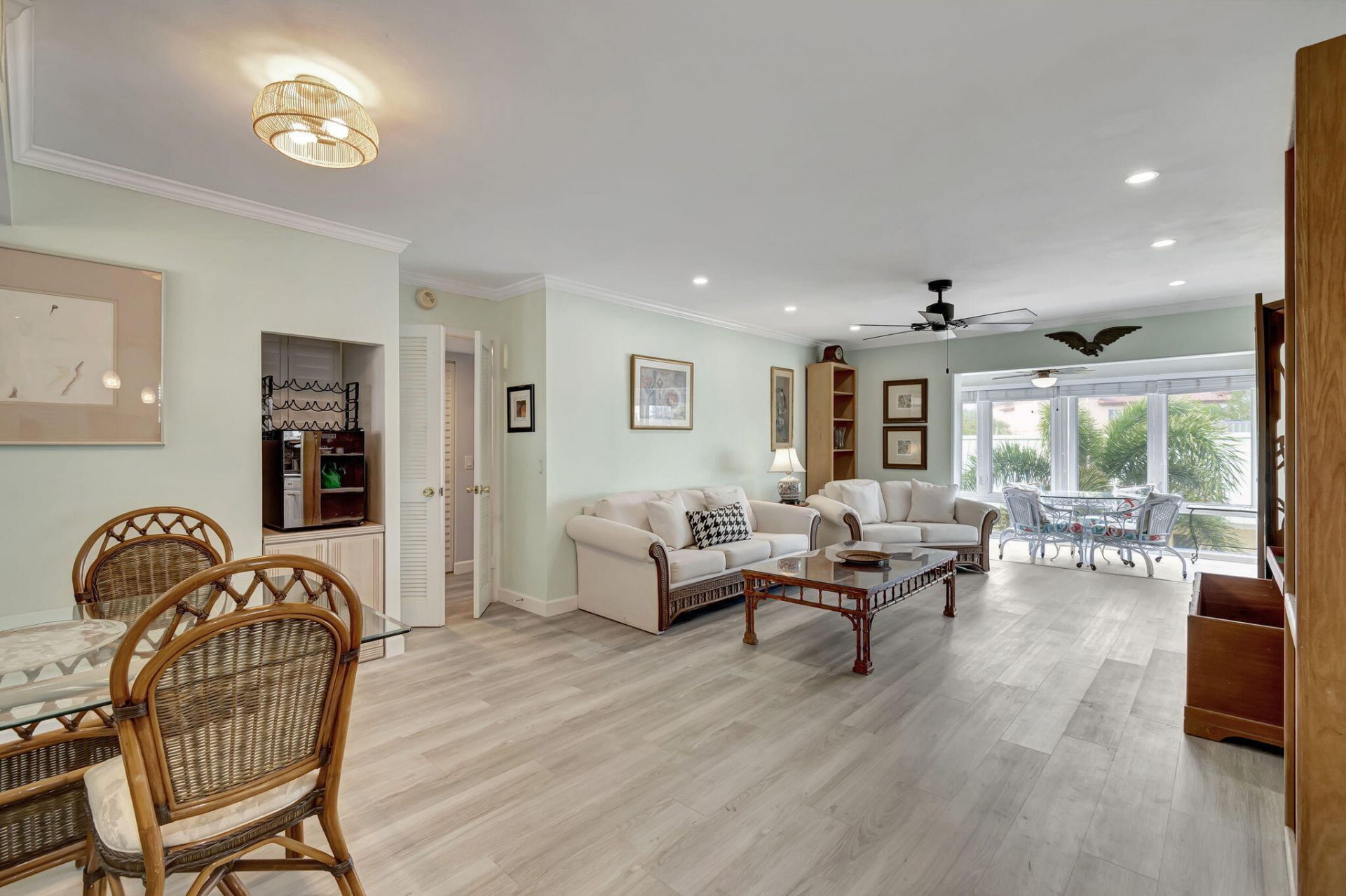 9 Colonial Club Drive, Unit 305, Boynton Beach, FL 33435 Photo
