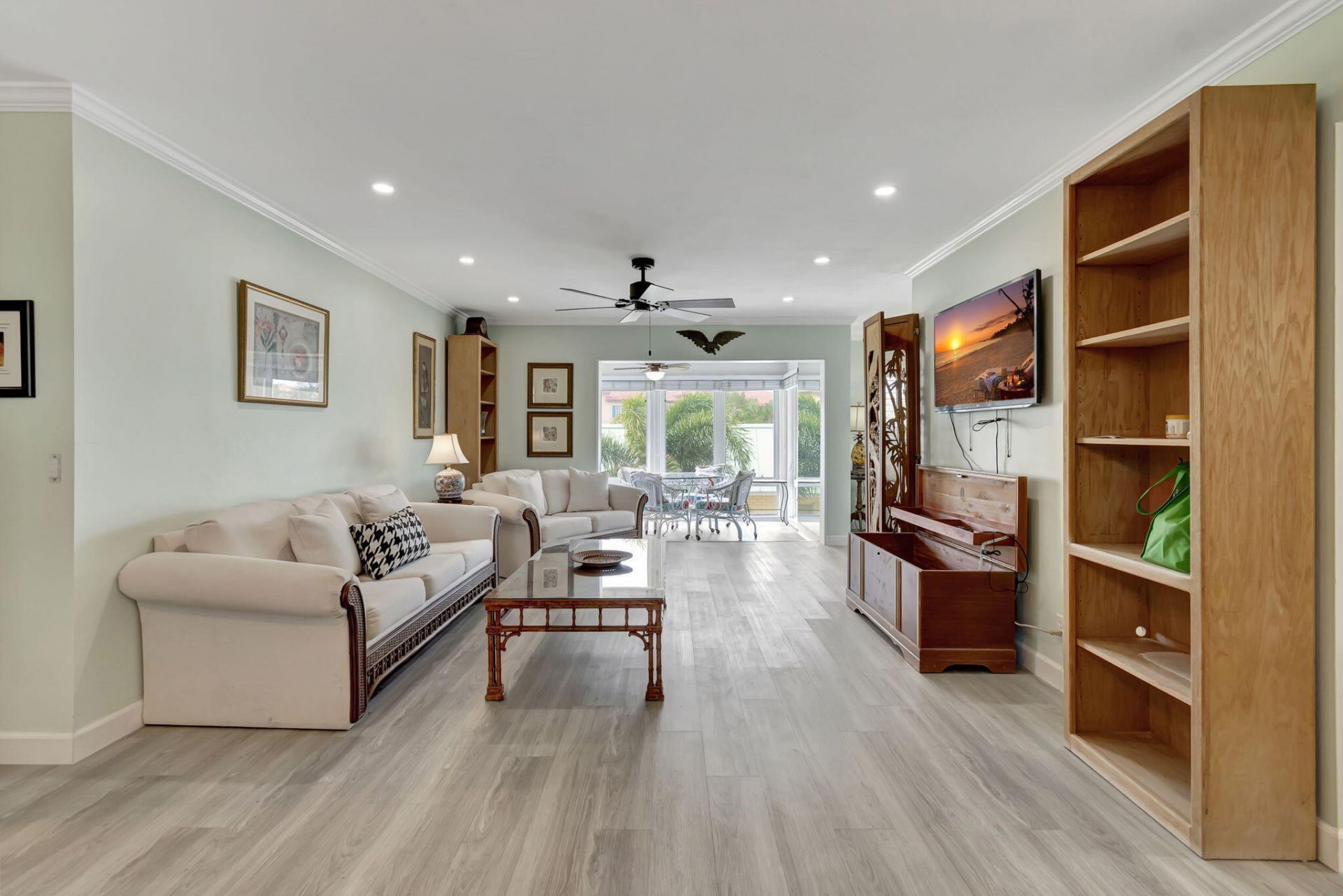 9 Colonial Club Drive, Unit 305, Boynton Beach, FL 33435 Photo