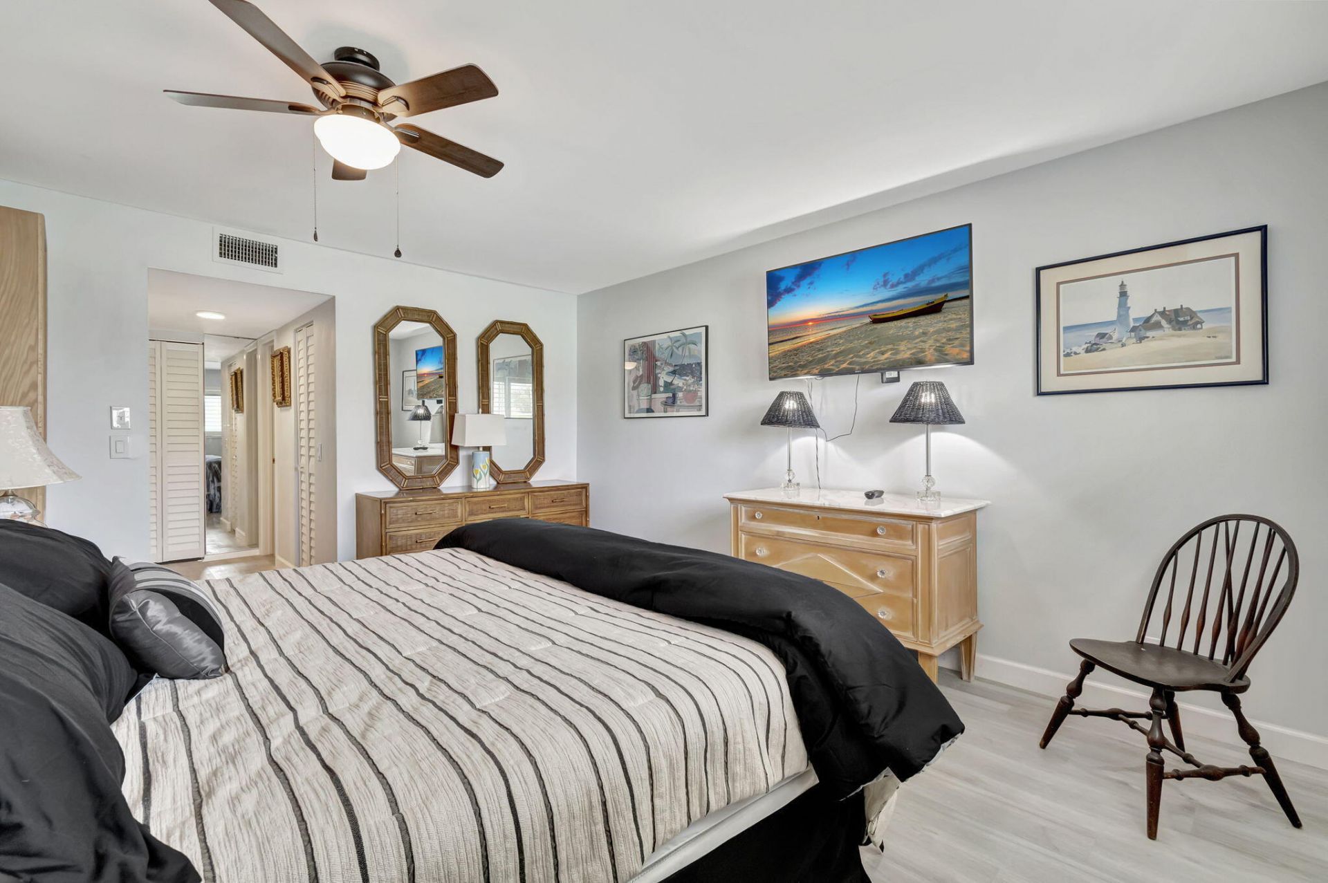 9 Colonial Club Drive, Unit 305, Boynton Beach, FL 33435 Photo