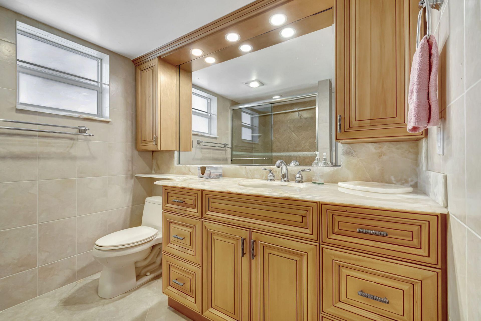 9 Colonial Club Drive, Unit 305, Boynton Beach, FL 33435 Photo