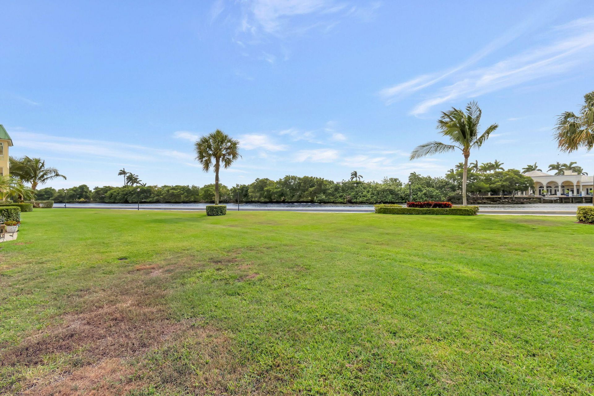 9 Colonial Club Drive, Unit 305, Boynton Beach, FL 33435 Photo