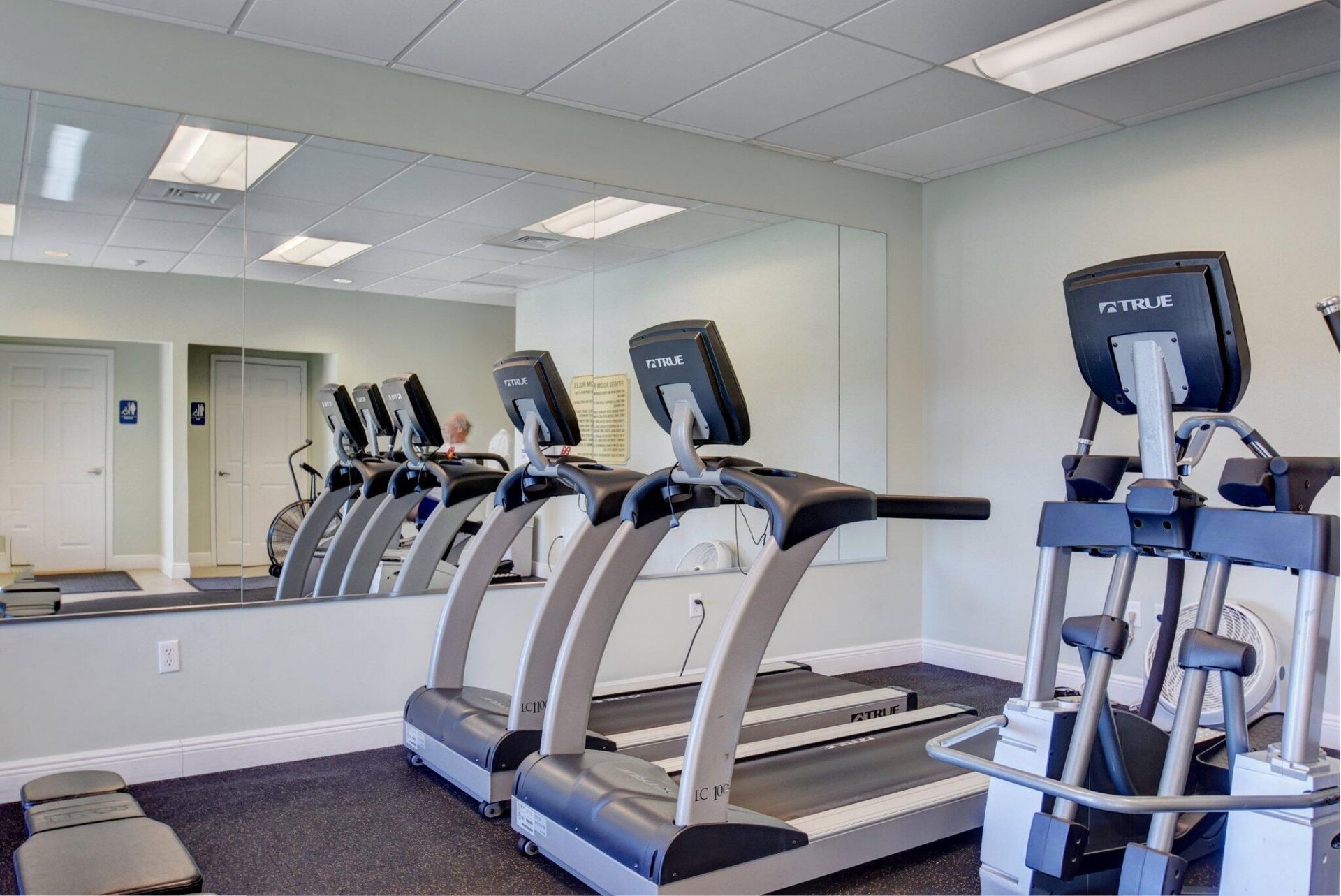 9 Colonial Club Drive, Unit 305, Boynton Beach, FL 33435 Photo