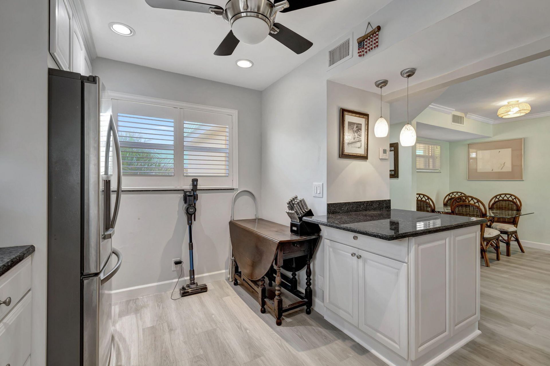 9 Colonial Club Drive, Unit 305, Boynton Beach, FL 33435 Photo