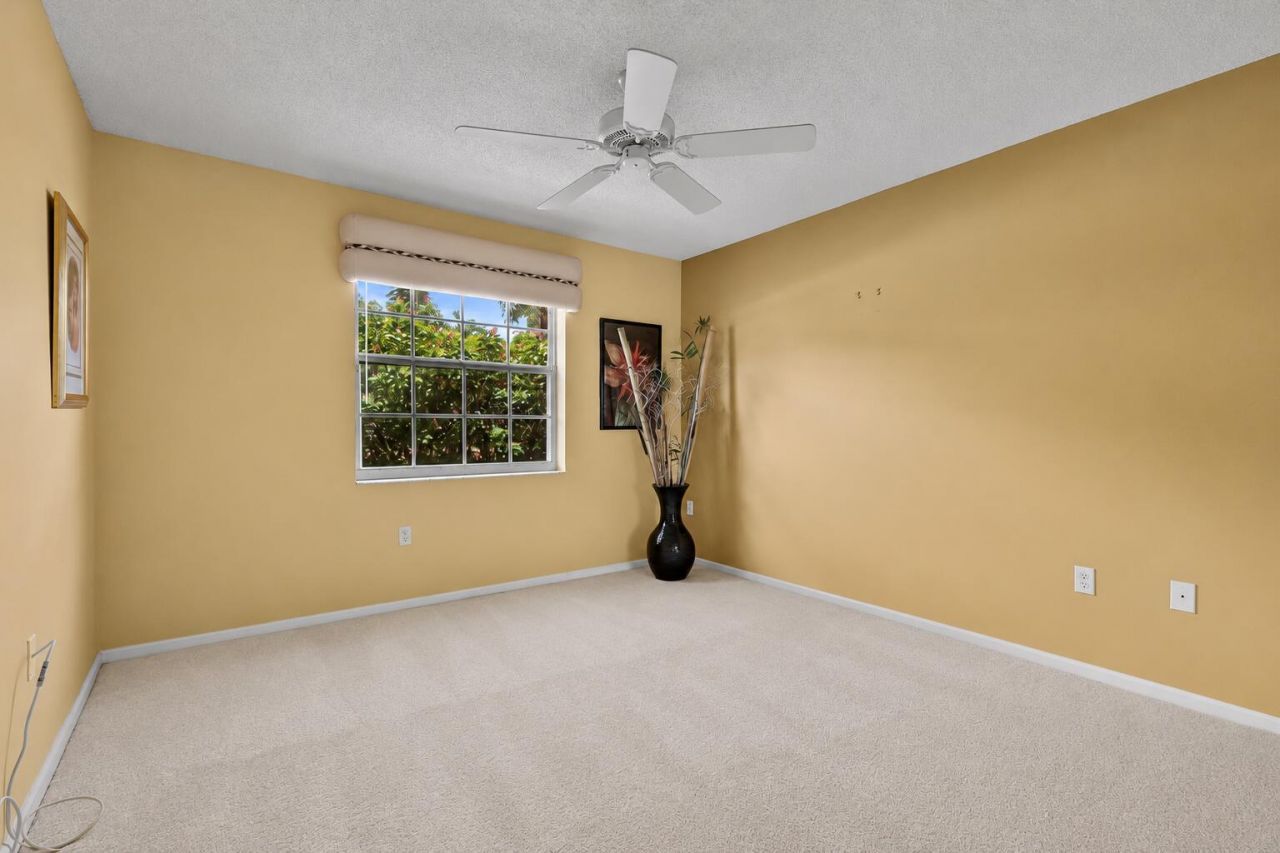 9927 Seacrest Circle, Unit 102, Boynton Beach, FL 33437 Photo