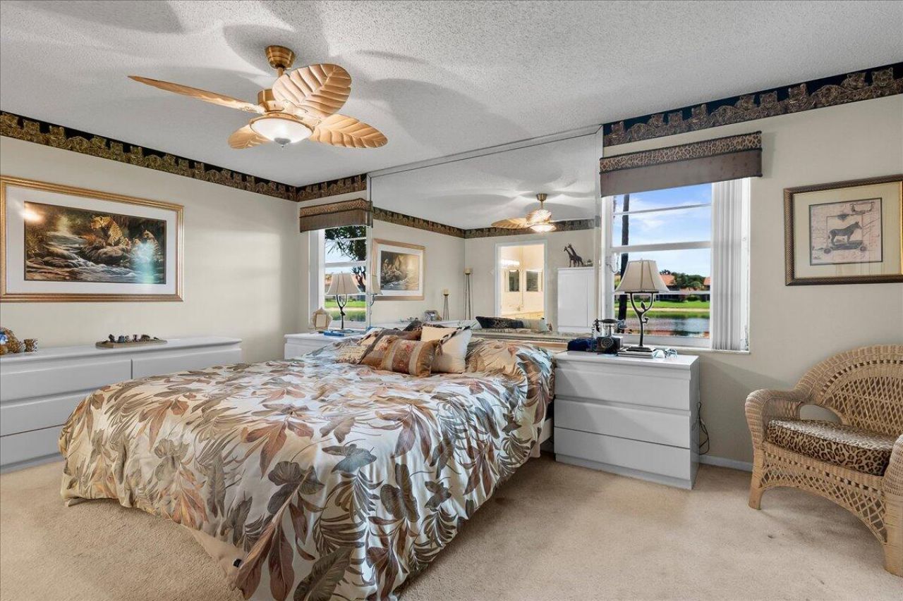 9927 Seacrest Circle, Unit 102, Boynton Beach, FL 33437 Photo