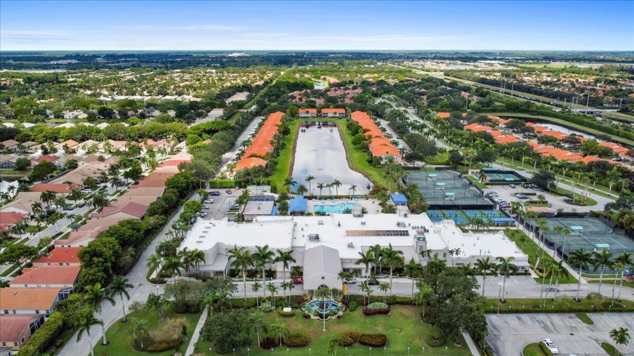 9927 Seacrest Circle, Unit 102, Boynton Beach, FL 33437 Photo