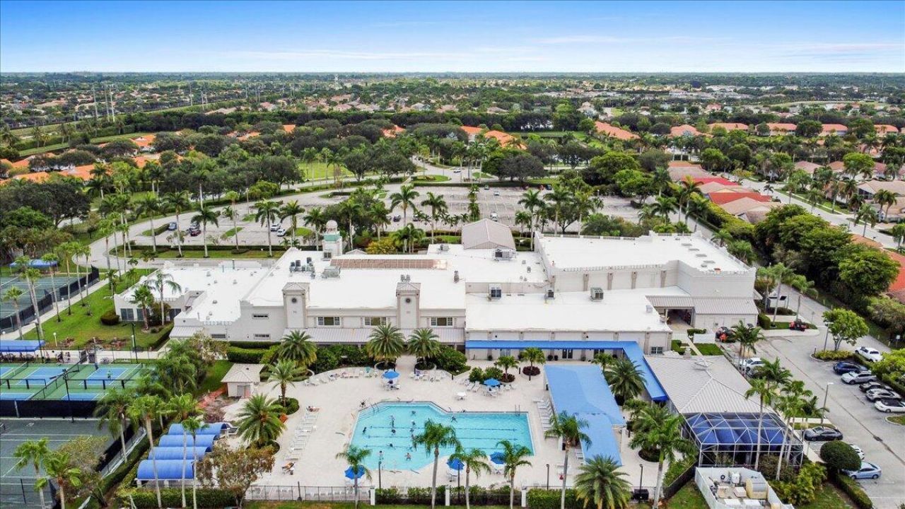 9927 Seacrest Circle, Unit 102, Boynton Beach, FL 33437 Photo