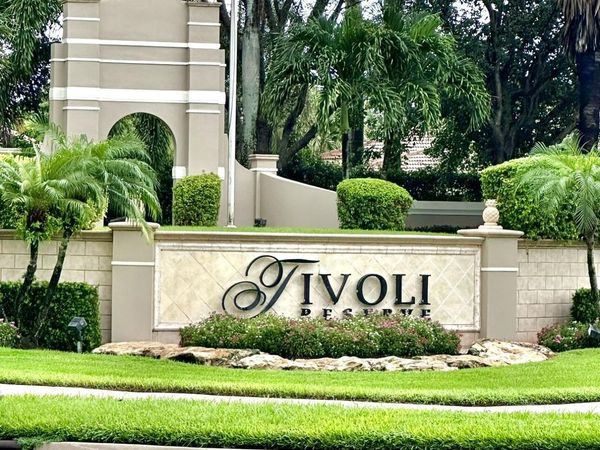 8041 E Via Grande, Boynton Beach, FL 33437