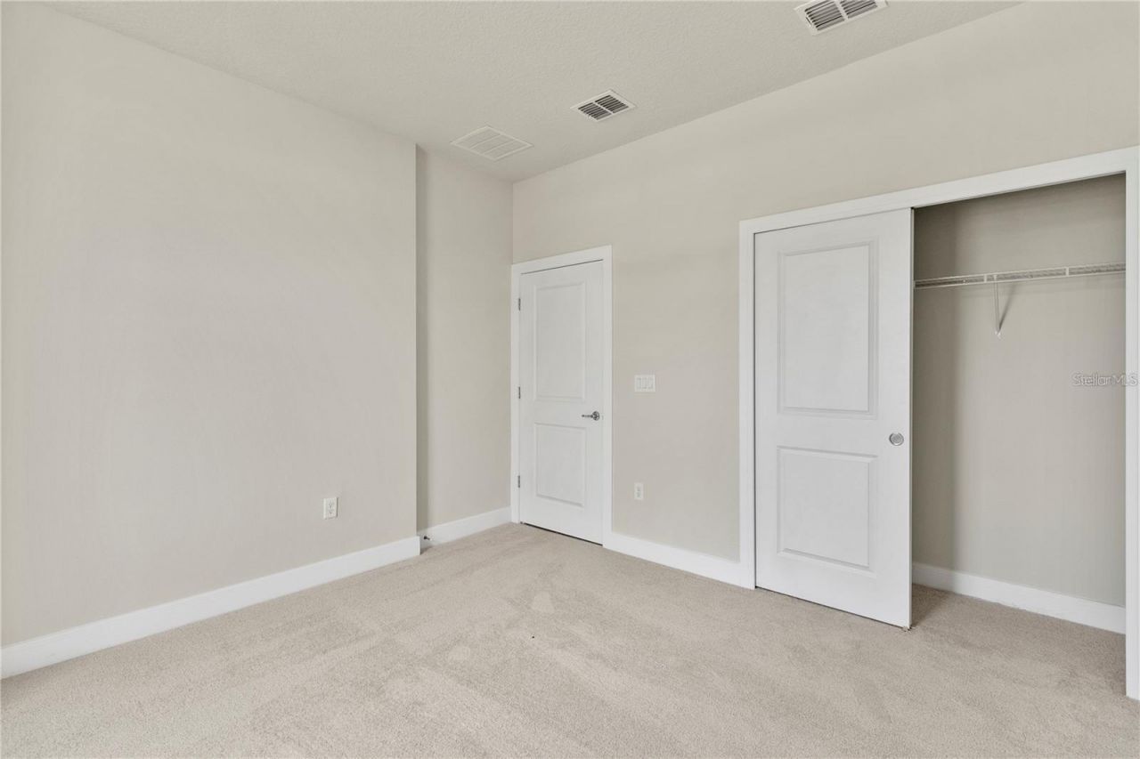 15936 Winding Bluff Drive , Montverde, FL 34756 Photo