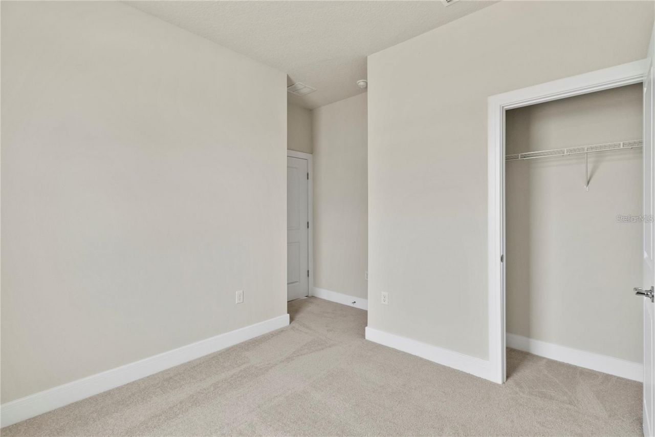 15936 Winding Bluff Drive , Montverde, FL 34756 Photo