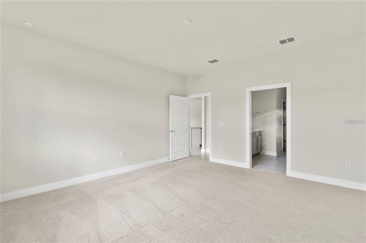 15936 Winding Bluff Drive , Montverde, FL 34756 Photo