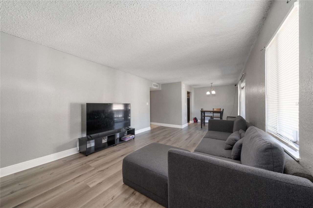 4789 S Texas Avenue , Unit 4789D, Orlando, FL 32839 Photo