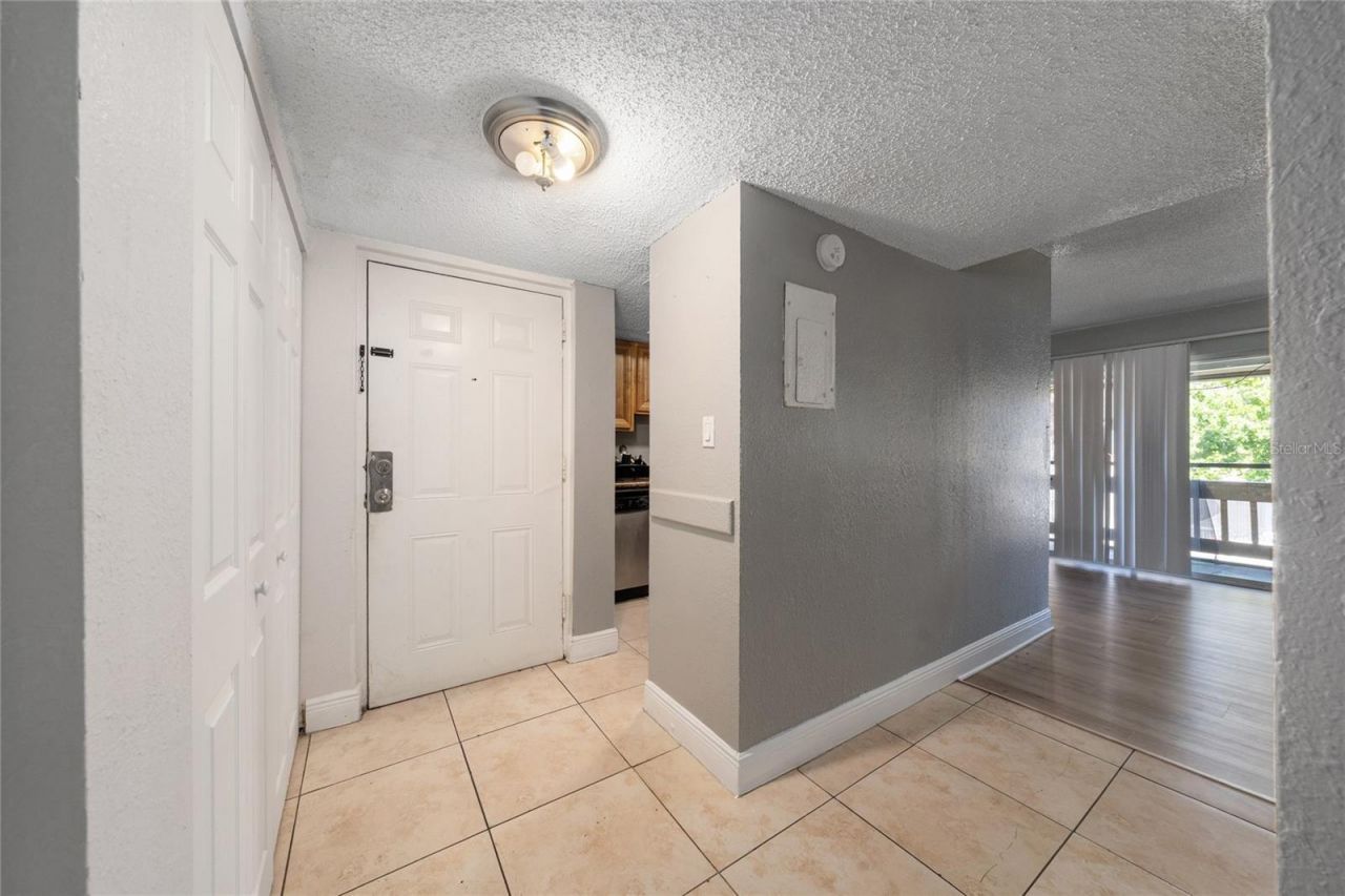 4789 S Texas Avenue , Unit 4789D, Orlando, FL 32839 Photo