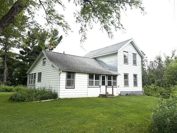 W12272 E. Giloy Rd., Humbird, WI 54746