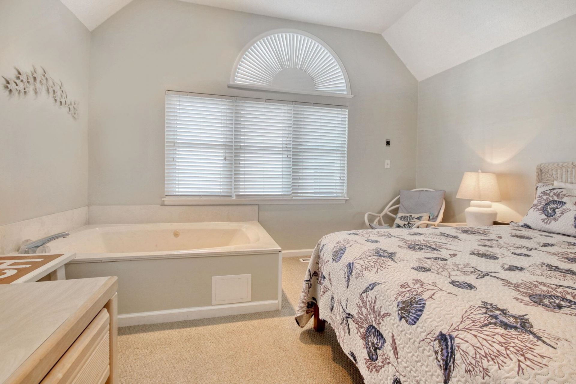 1115 Ocean Blvd. N Photo 12