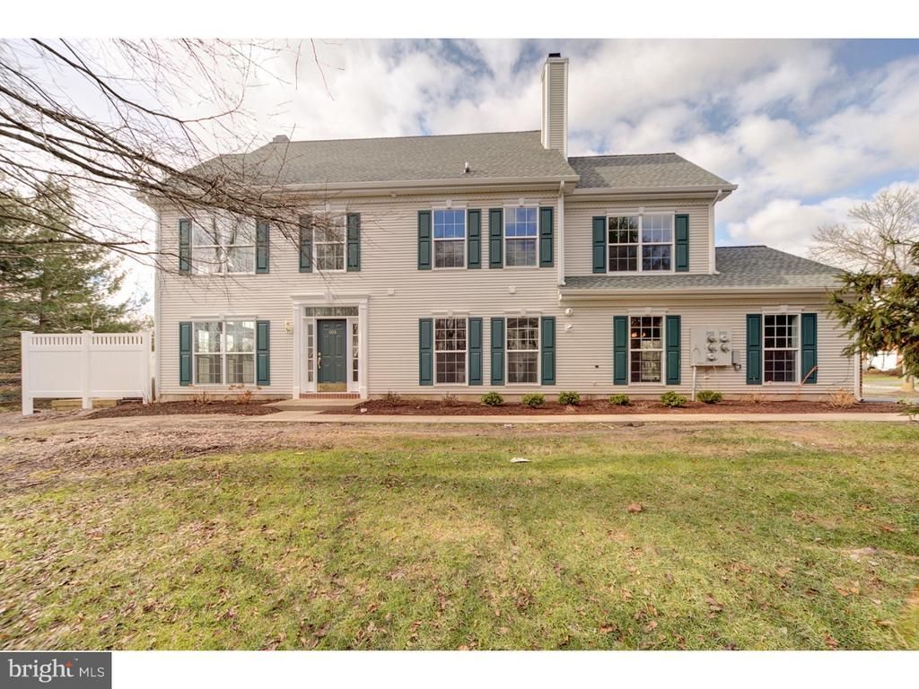 616 Pebble Creek Court, Pennington, NJ 08534 Main Photo