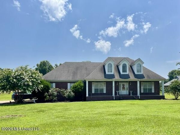 101 Tena Cove, Senatobia, MS 38668