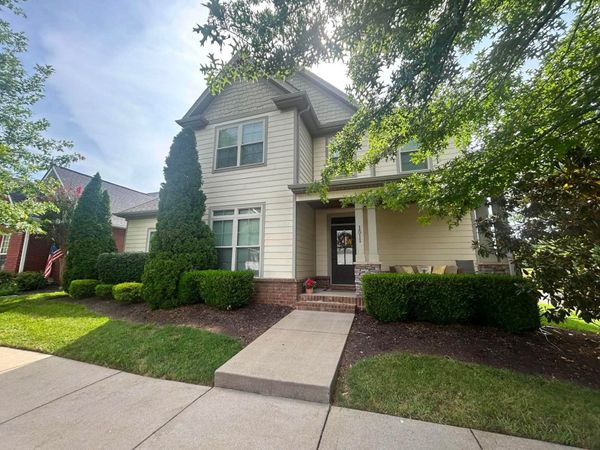 1511 Stokesly Dr , Murfreesboro, TN 37128