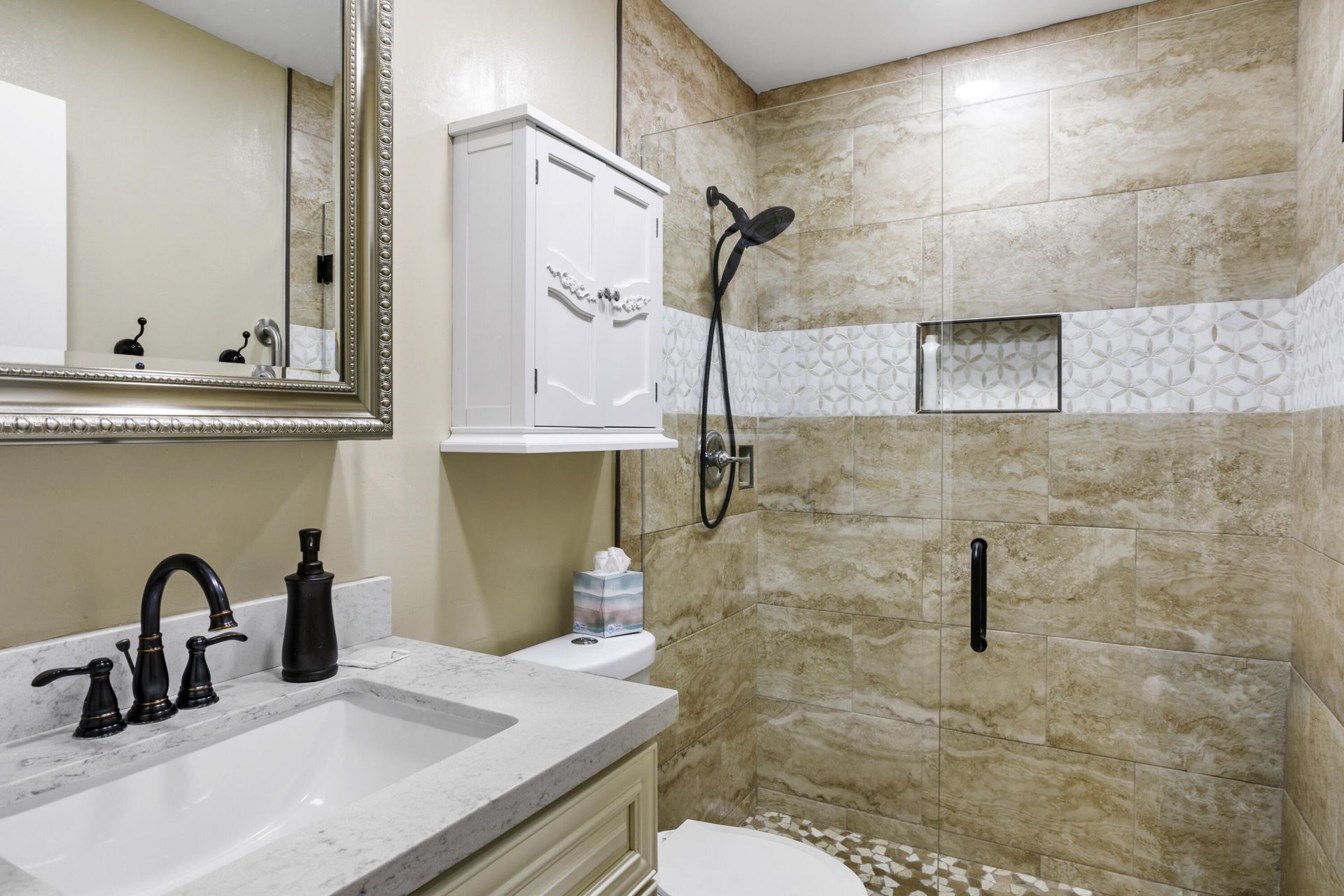 2641 Gately Drive W, Unit 2902, West Palm Beach, FL 33415 Photo
