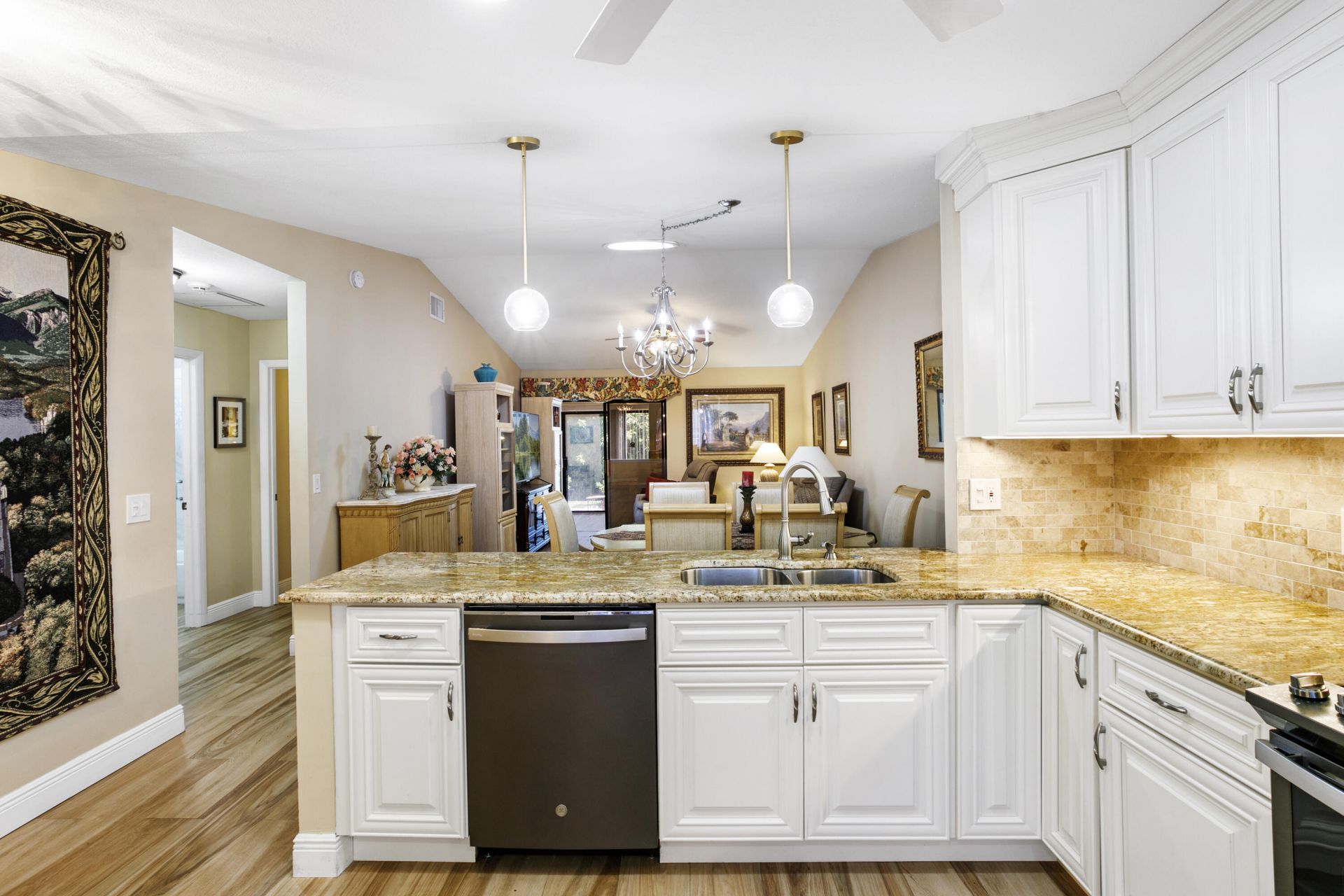 2641 Gately Drive W, Unit 2902, West Palm Beach, FL 33415 Photo