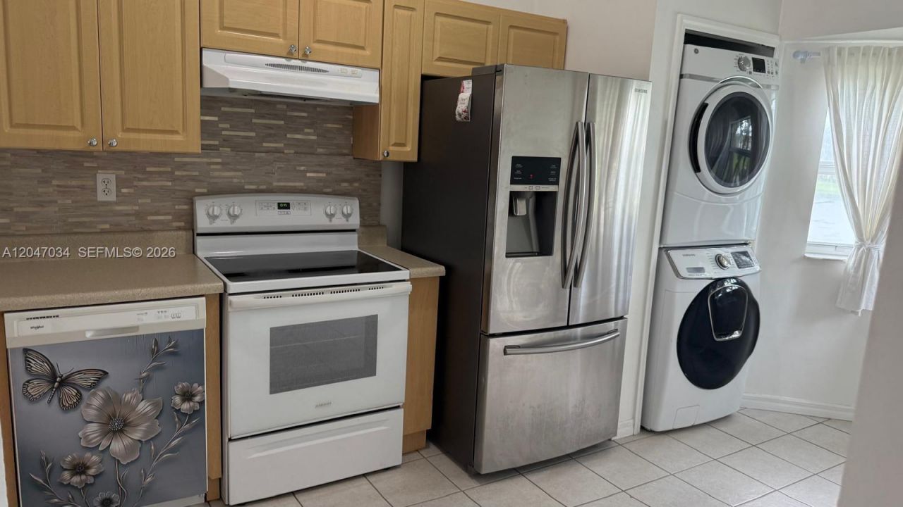 1271 SE 27th St , Unit 203, Homestead, FL 33035 Photo