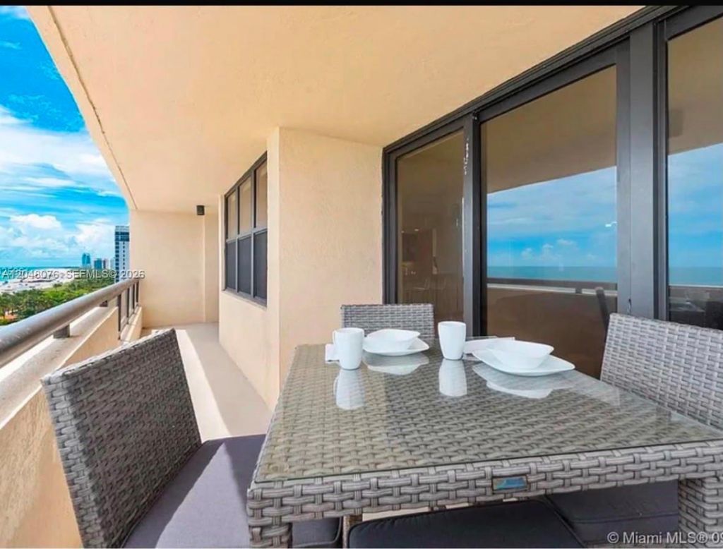 2555 Collins Ave , Unit 1101, Miami Beach, FL 33140 Photo