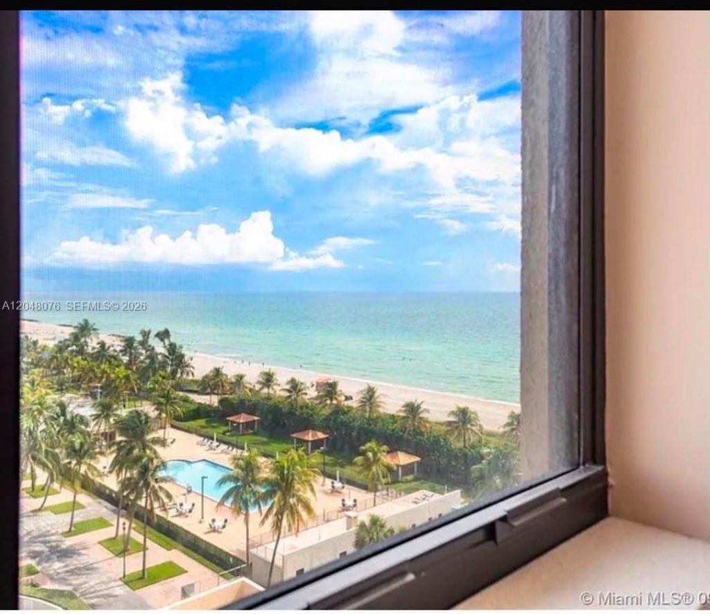 2555 Collins Ave , Unit 1101, Miami Beach, FL 33140 Photo
