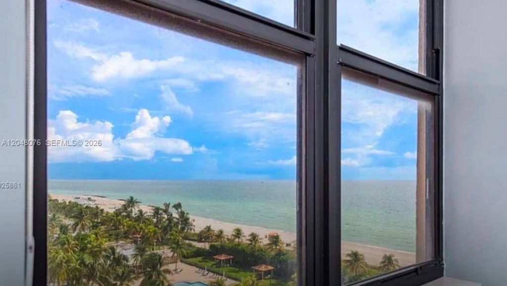 2555 Collins Ave , Unit 1101, Miami Beach, FL 33140 Photo
