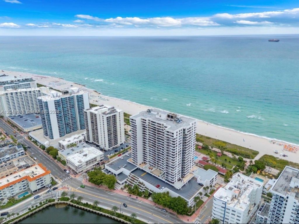 2555 Collins Ave , Unit 1101, Miami Beach, FL 33140 Photo