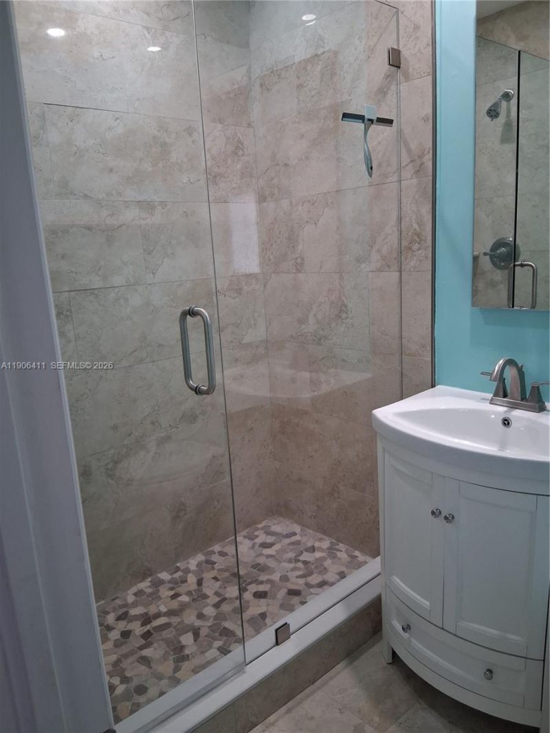 717 SE 2nd St , Deerfield Beach, FL 33441 Photo